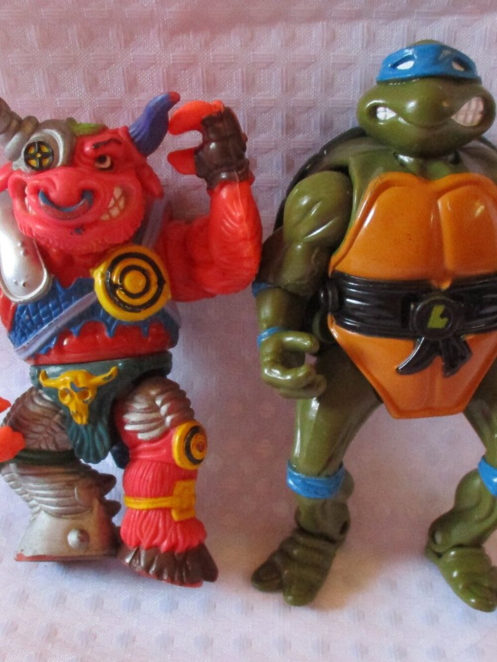 Vintage 1991 & 1992 TMNT Figures - Leonardo and Ground Chuck